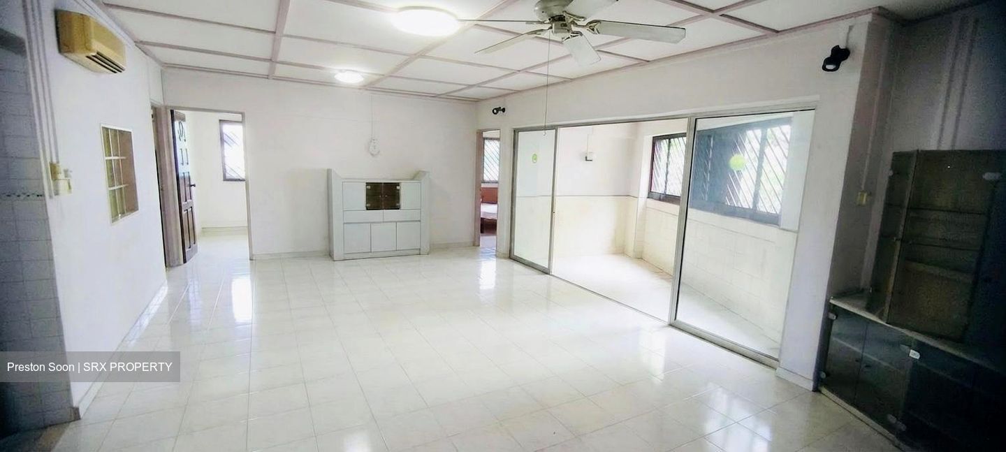 Blk 134 Geylang East Grove (Geylang), HDB 5 Rooms #538138181